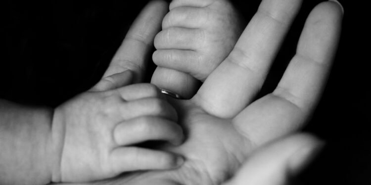 Maternidad, cuidado y diversidad familiar